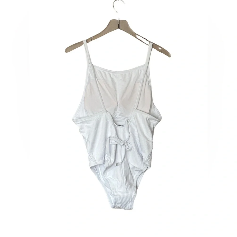 ANDIE Swim: The Paloma Rib One Piece in‎ White